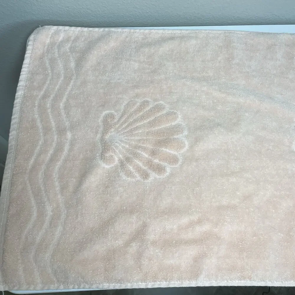 Vtg Cannon Monticello Cream Sculpted SeaShell 1 Bath 1 Hand Towel 2 Washcloths